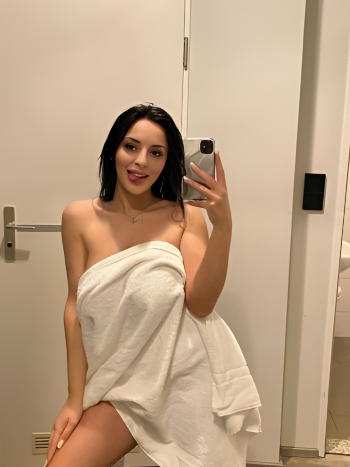 Елизавета привлекательная девушка из Ессентуков цена от 1500 руб