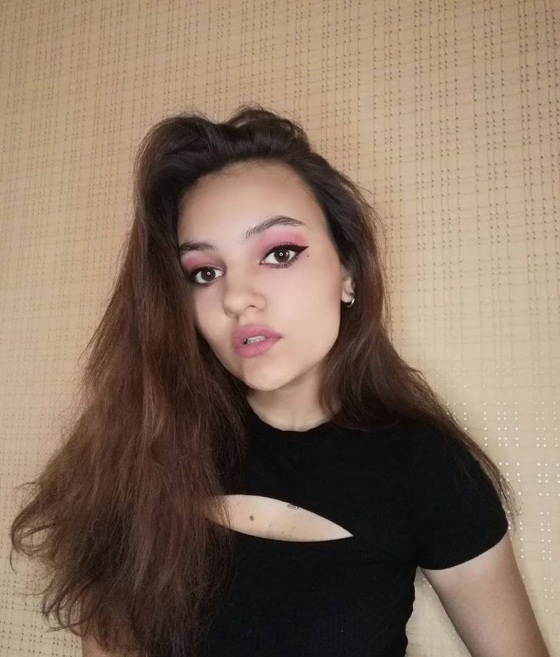 Мирана привлекальеная девушка из Ессентуков цена от 3000 руб