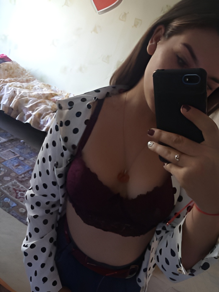 Индивидуалка Нинель, доступна для личного знакомства от 2500 руб